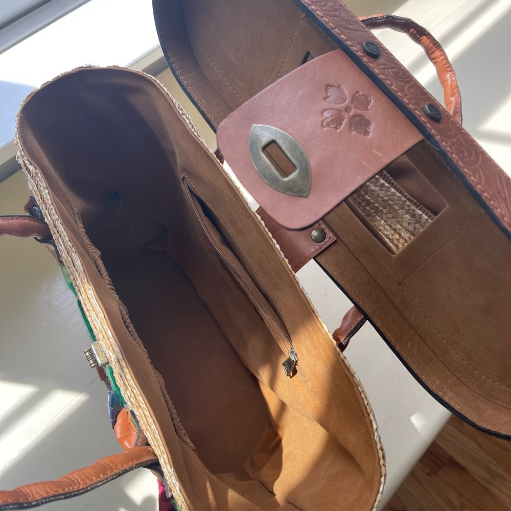 Patricia Nash Straw Tote with Brown Leather Trim and Multicolor Floral Accents - Picture 6 of 8